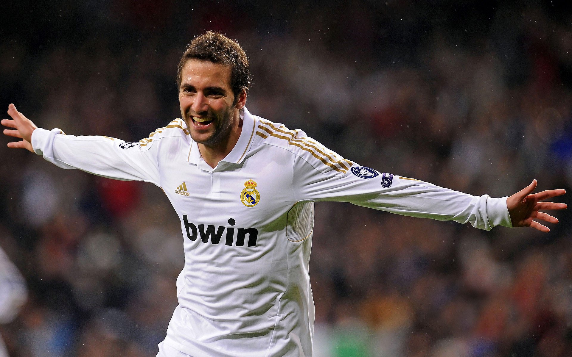 kaiyun sports app-史上最年轻“金靴”兄弟，第一个花落谁家？，最年轻的金奖得主