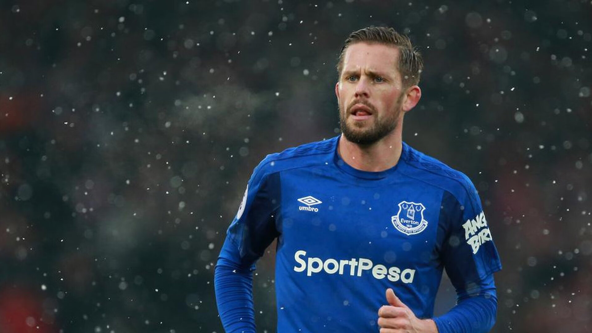 开云体育下载-德甲球员身体素质全面增强，比赛更激烈，德甲球队身高排名